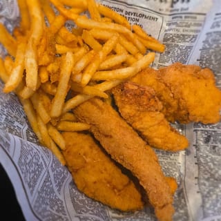 Chicken Strips & Fries Basket