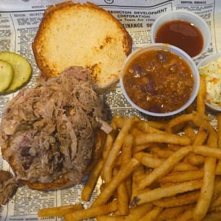 Apple/Hickory Smoked Pulled Pork Sandwich